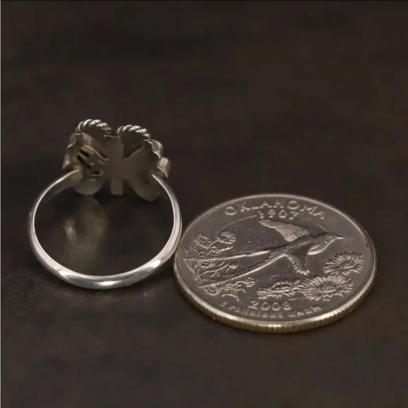 ZUNI Silver Butterfly Ring - Picture 4 of 5